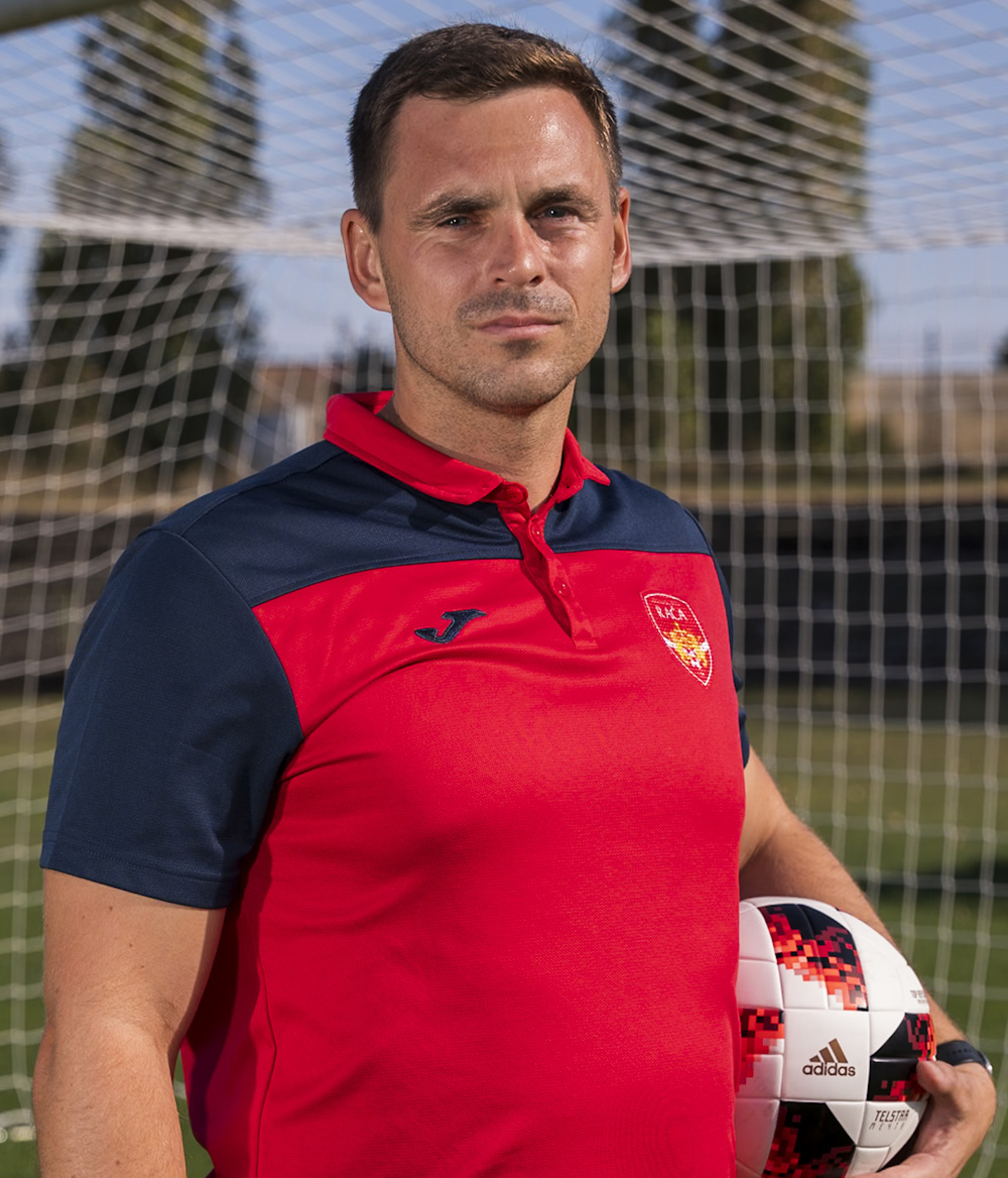 https://www.fkraca.com/wp-content/uploads/2025/02/u17_coach1.jpg
